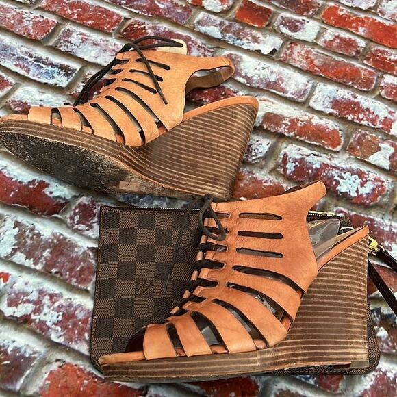 Cole Haan leather brown wedges - Picture 6 of 9